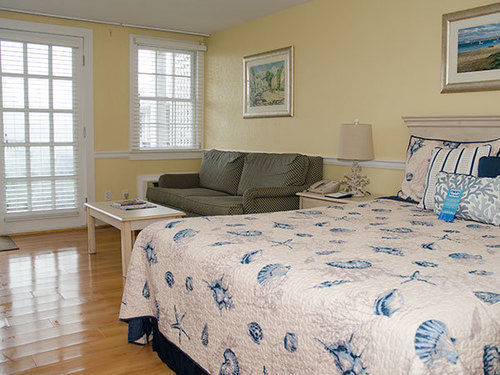 Hotel Beachside On 4*
