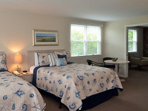 Beachside On 4*